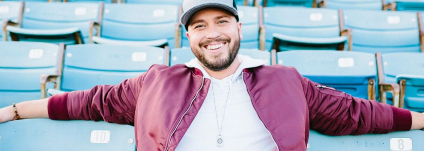 Mitchell Tenpenny | Artist of the Month